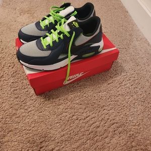 Nike Air Max Excee Mens Size 9